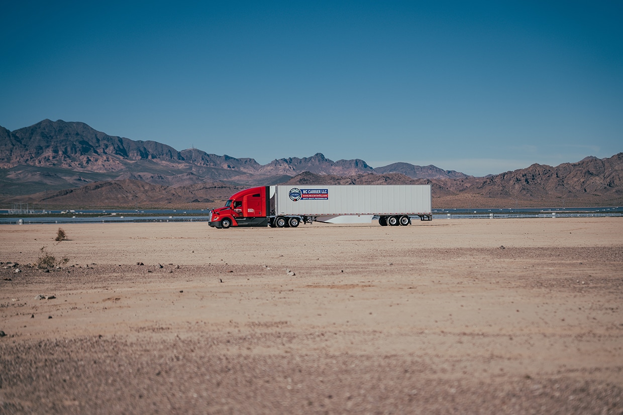 truck driver in Las Vegas Why Choosing the Best Las Vegas, NV Trucking Company Matters 112